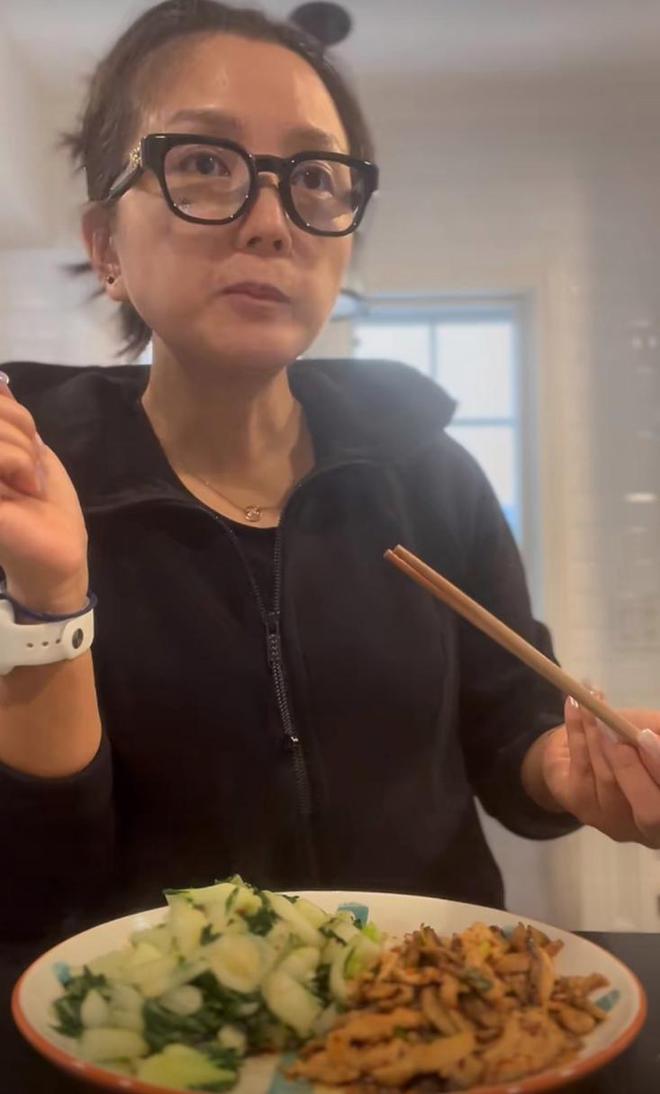 成包公舒淇满脸斑张予曦成无眉大侠开元棋牌明星卸妆大变样杨超越黑(图28)