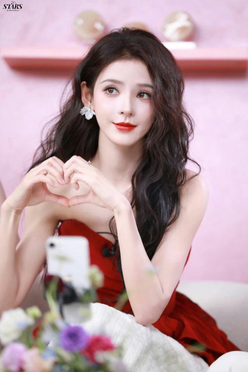 成包公舒淇满脸斑张予曦成无眉大侠开元棋牌明星卸妆大变样杨超越黑(图34)