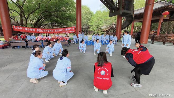 业致敬白衣天使凝聚社会温情开元棋牌app沈阳爱心企(图6)