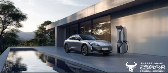 车的“稳准狠”三字经如何念成了爆款真经？